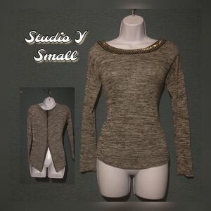 Studio Y zippered back, beaded knit top small